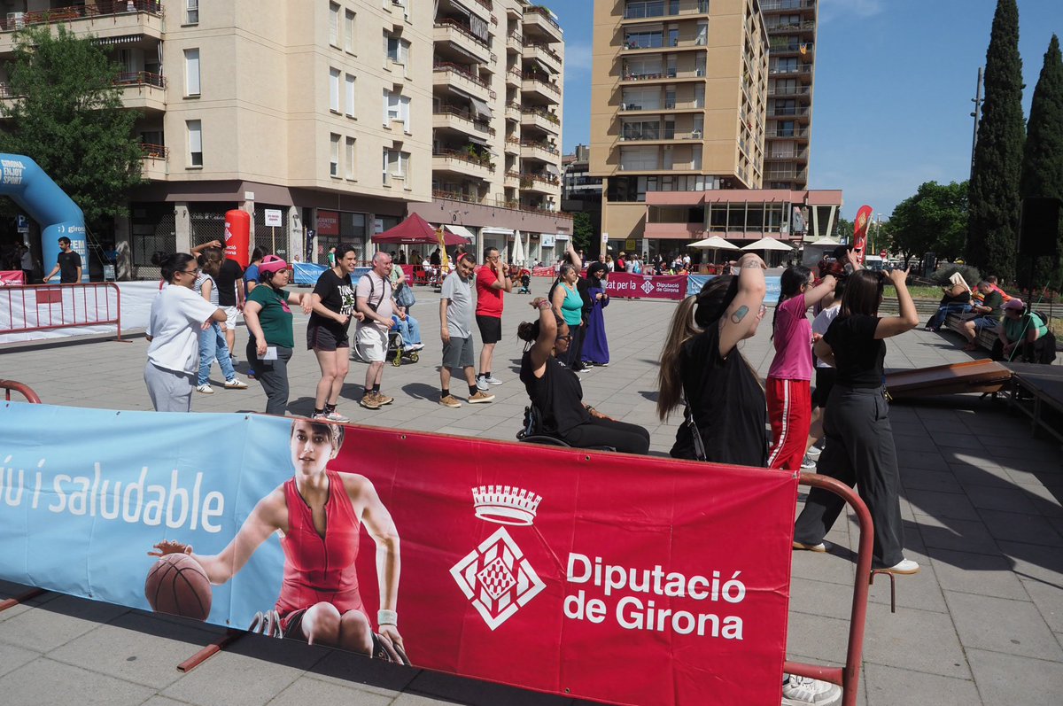 Diputació de Girona tweet media