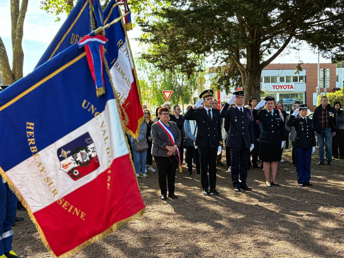 Image de Préfet du Val-d'Oise - 🇫🇷 #devoirdememoire | Cérémonie d’hommage de la journée nationale du souvenir des victimes et héro