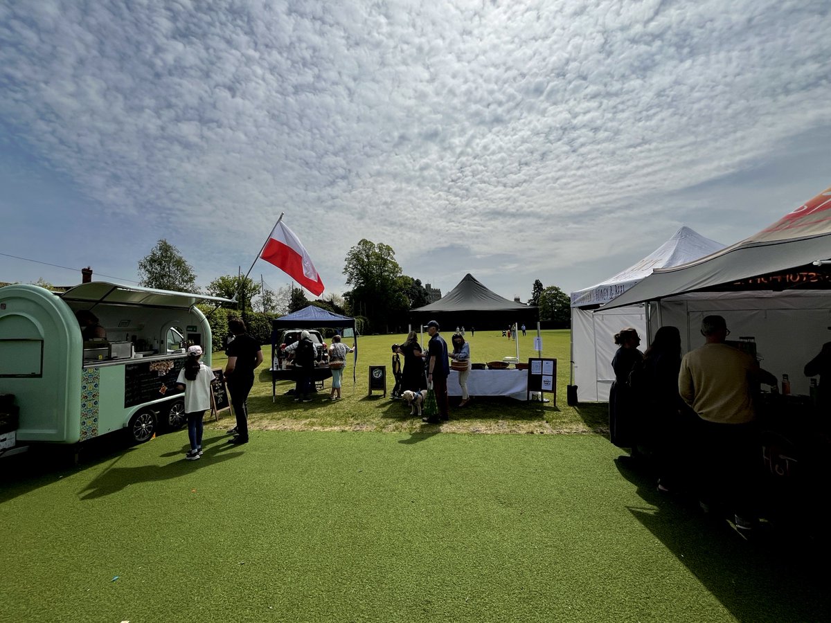 Monkey Island Lane tweet media