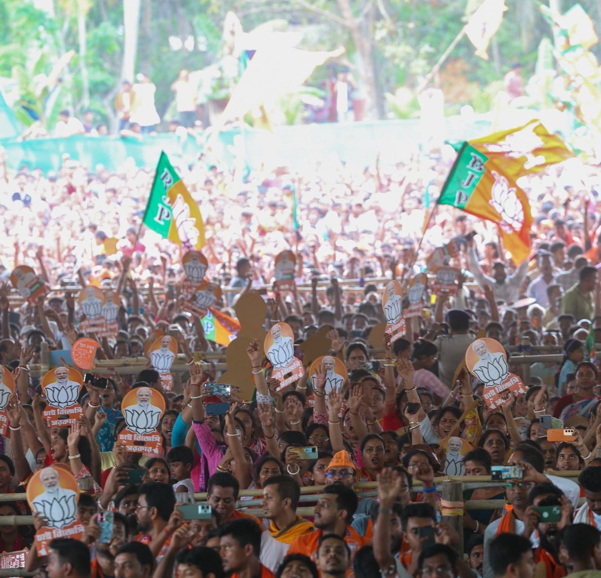 narendramodi's tweet image. The message from Bangaon is… West Bengal has completely rejected the TMC.