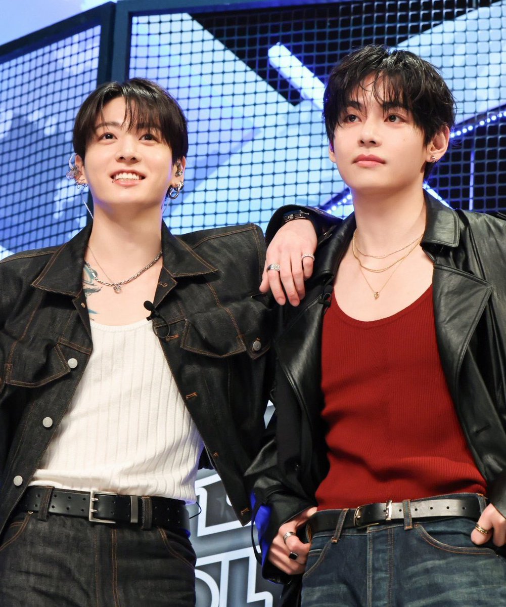 gguphics_'s tweet photo. Me and @kvskills as Taekook β€οΈ
#Taekook_FLAMES #TK_SoHighSchool #126Creatures @126Creatures https://t.co/FDsYoXNvGK