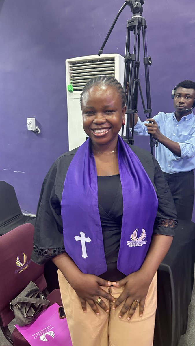 ajibola_anji's tweet image. I graduated today at Enthronement University 🫧💕 I'm now God's worker in the making… 1st Corinthians 15:58
#Happysunday
#WorkerinGodvineyard
#EnthronementAssembly