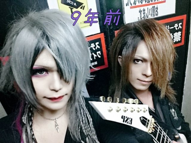 ALMEGA_MAMI's tweet photo. 昨日は改めてありがとうございました！
そして師匠おめでとうございました！

師匠とHIDE-ZOUさんと神崎さんと！
なんとHIDE-ZOUさんとご一緒は9年ぶりでした感慨深い…

2ショット撮影してくれた皆もありがとます！待受にすると宝くじ当たります💰

今度は師匠とおベース弾けたらなと思います😇ﾁﾗｯ https://t.co/VftxUOXnyb