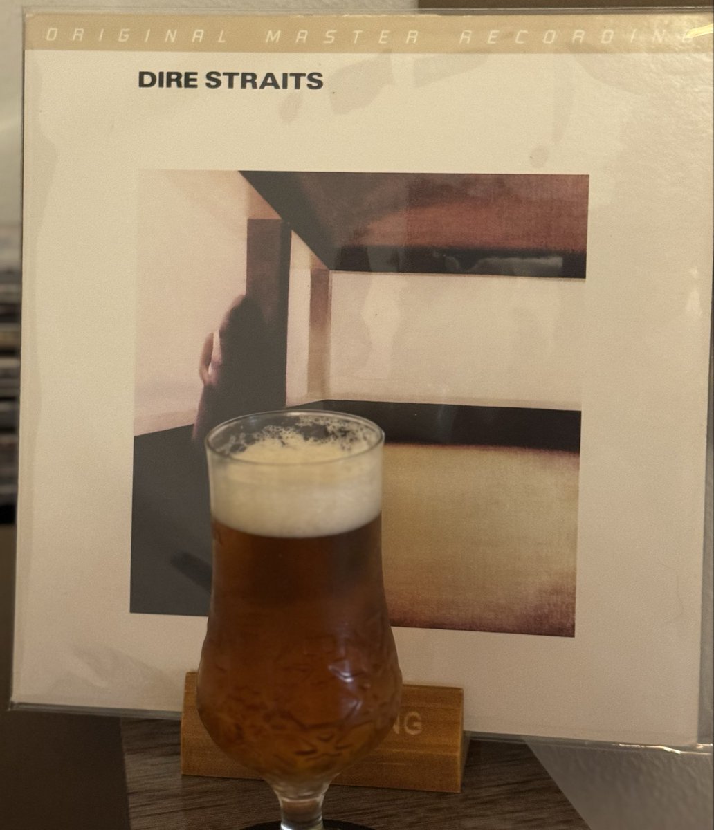 ABuendia0709's tweet image. #NowPlaying 
#DireStraits 
#VinylRecords