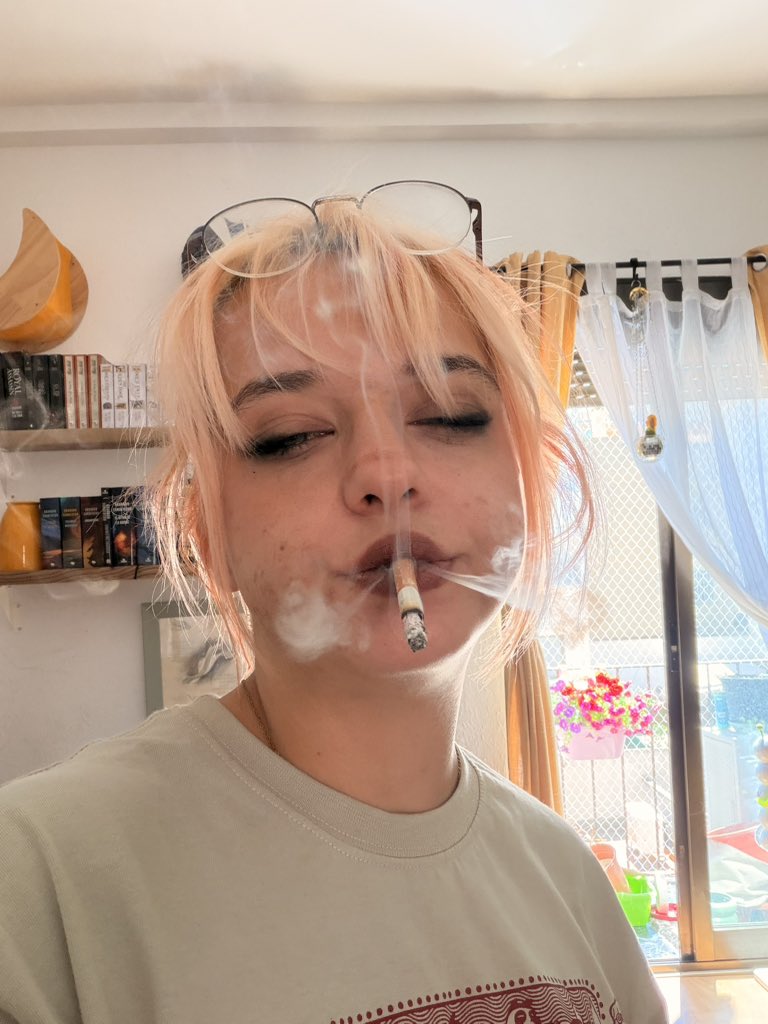 Hurona Rolera🌻• tweet media