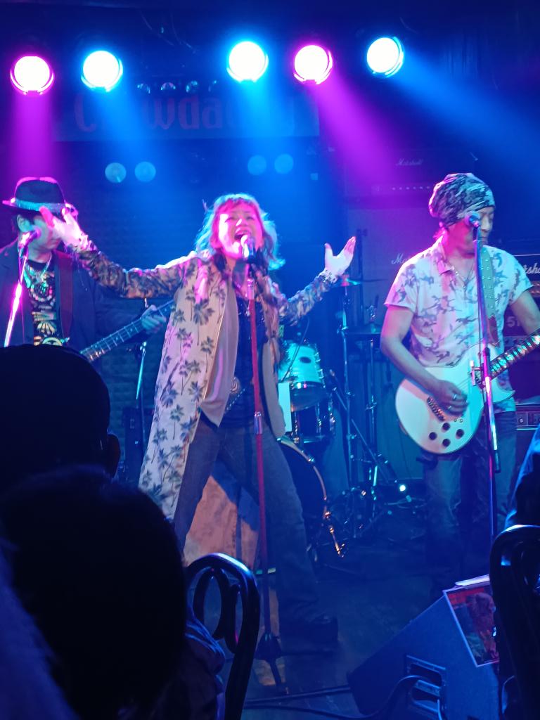 bpken_emst's tweet image. アースシェイカー愛が溢れるアヤさんライブ楽しんだぜぃ
#Ar-Ner Shaker