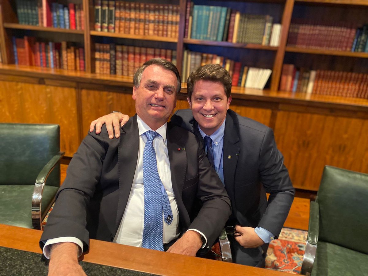 MarioFrias tweet media