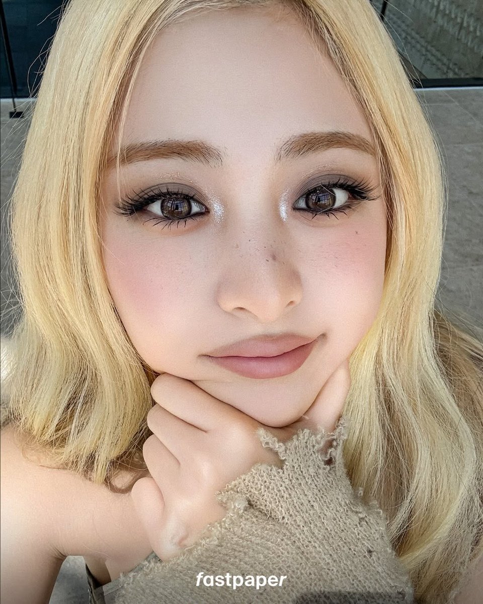 le sserafim pics tweet media