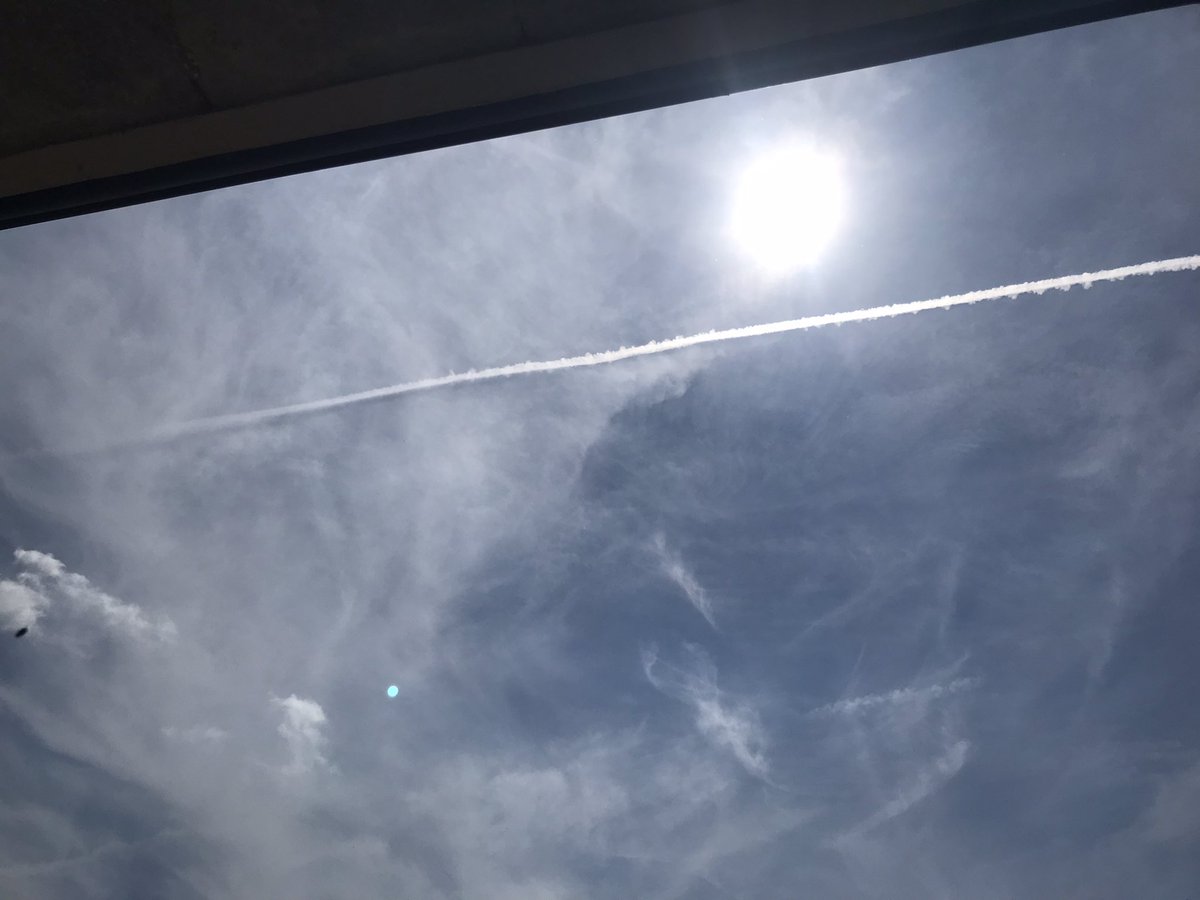 Bella Italia 🇮🇹🫶🇨🇵

Sauf qu'il faut pas regarder le ciel... 🤷🏻‍♂️

Grazie ! 🌹🤓✌️ @VPrivaci

#Chemtrails #Italie