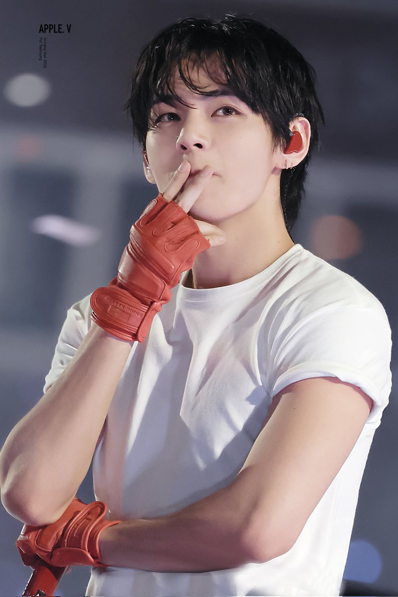 APPLE_V_KR's tweet image. ♡
260425
ARIRANG TOUR in TEMPA DAY1 
오늘도 화이팅🐯 💞 

#taehyung #BTSV #BTS
#BTS_ARIRANG_TOUR_TEMPA
💜