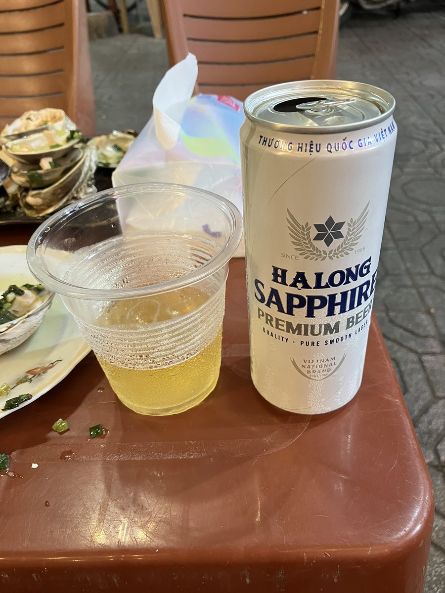 MidnightEX2_VN's tweet photo. 本日から8連休。
孵化直前のウズラと新鮮な貝をたらふく食らう。
明日は国境を越える。
中国でポケモンをゲット出来るのか。
中国産カイロスを狙い所だが果たして…。 https://t.co/xLZxz3vjzc