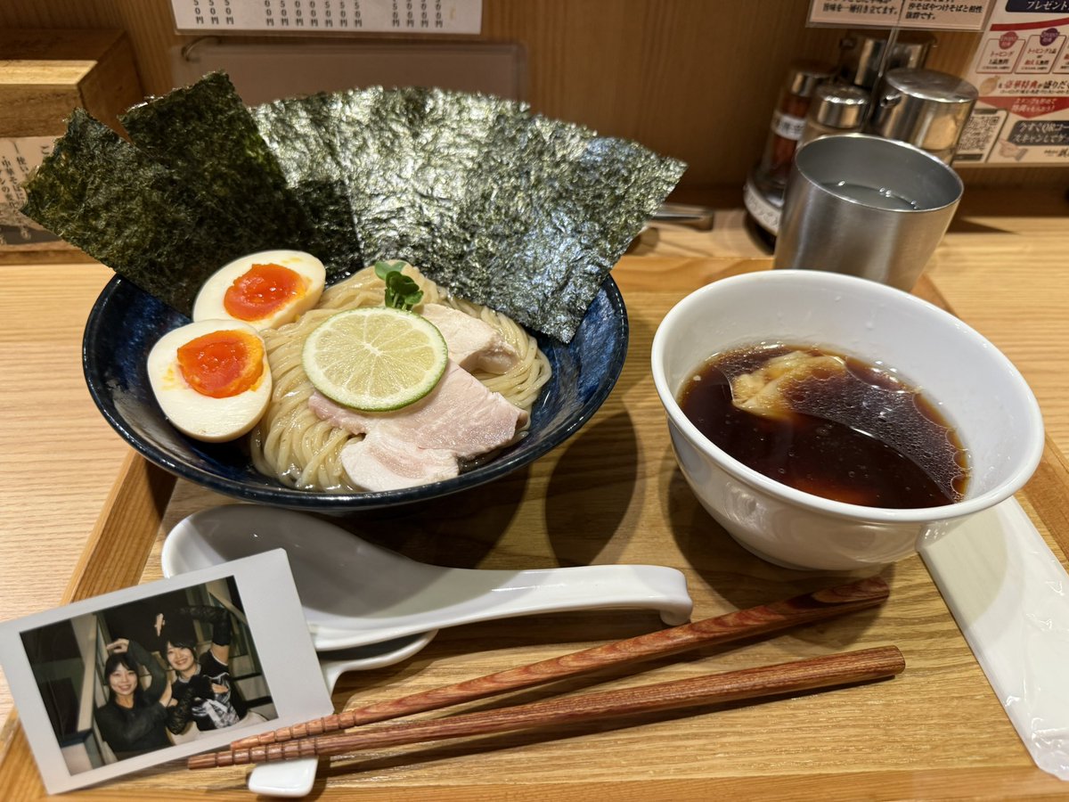 木下理華子 tweet media
