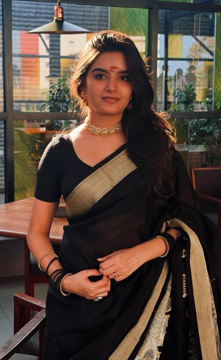 Mallu153022's tweet image. #youth movie actress #priyanshiyadav
🥵

Sweety🫦

#priyanshiyadhav #priyanshi