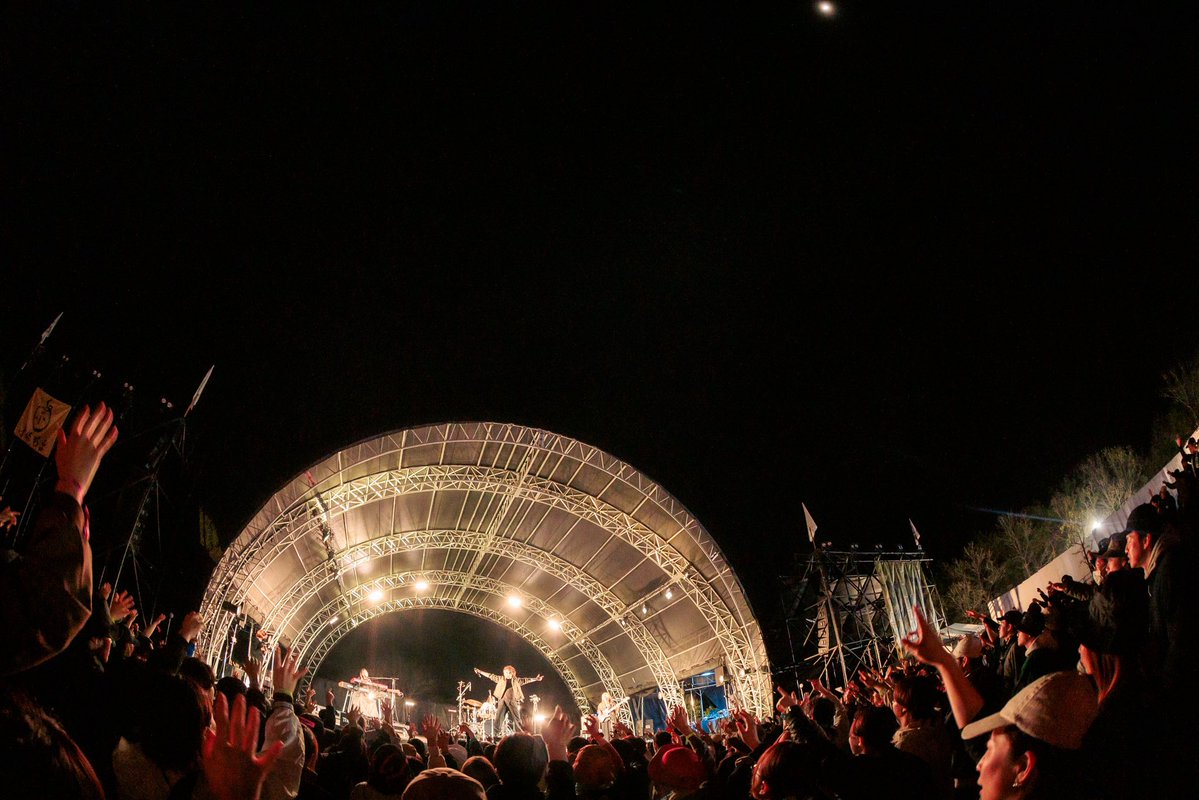 レトロリロン tweet media