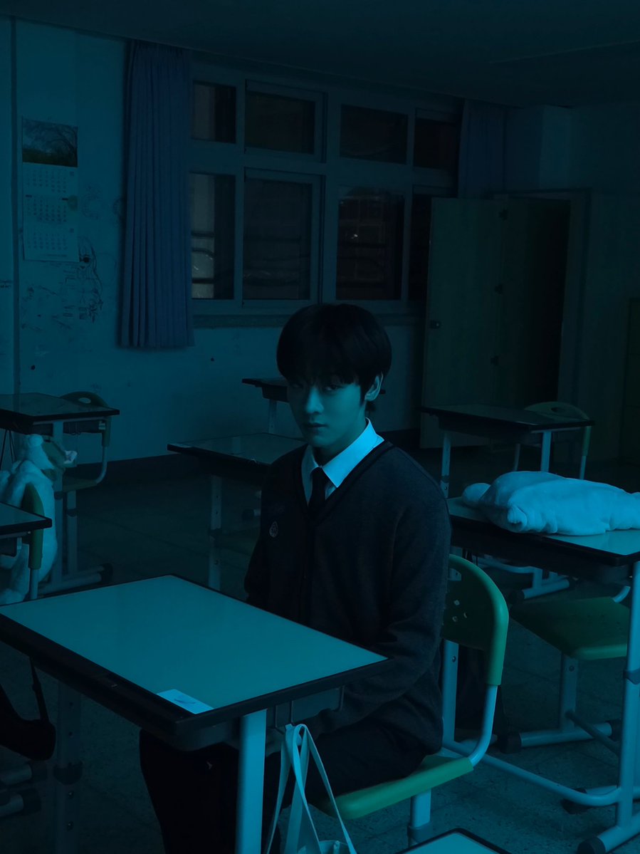 어~이구야~~ 바빠서 뒤늦게 본 태빈이에  헉!😱😱 근데 어쩌지?태빈이는 맨날 빛나서 안 무서운데😅