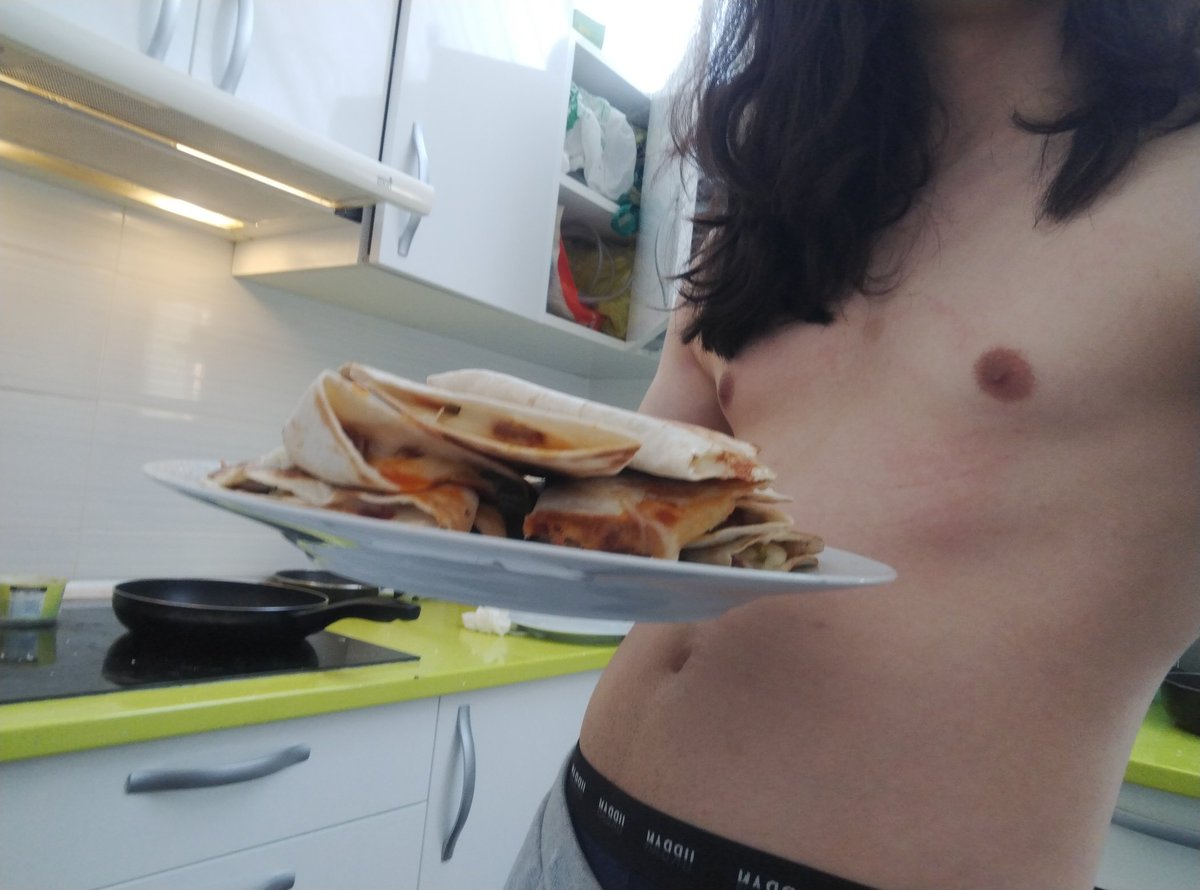 CloakyTheShark🇪🇸 tweet media