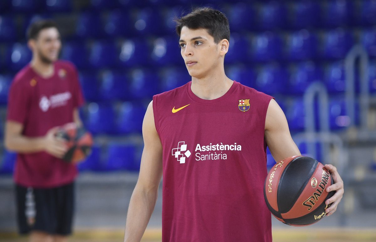 Honor a Juani Marcos per la temporada que està fent. Per aquí s’han dit coses molt injustes sobre ell.

I d’altra banda, només cal mirar les cares i el llenguatge no verbal dels jugadors després de la victòria: un equip completament al límit, destrossat física i mentalment.