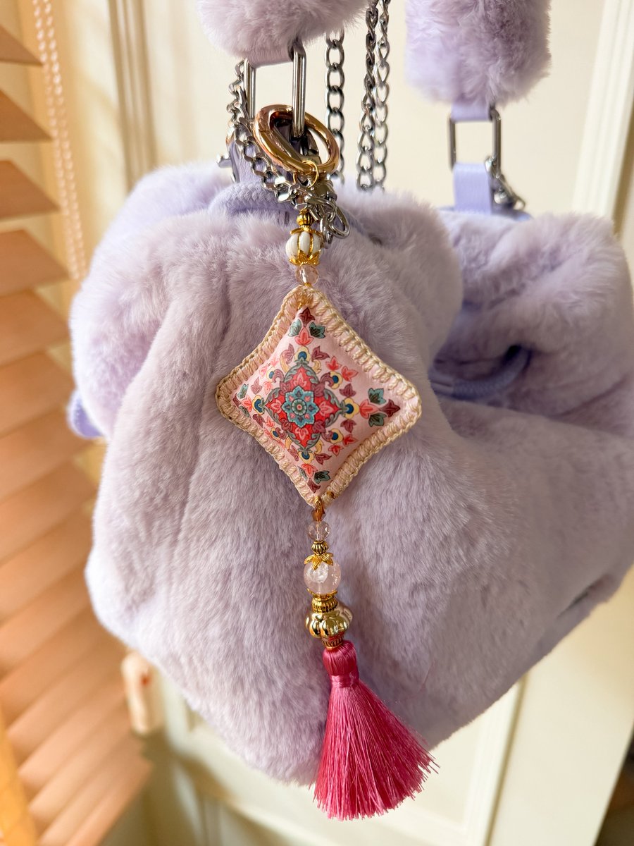 Kyleravi & Blooming Cha tweet media