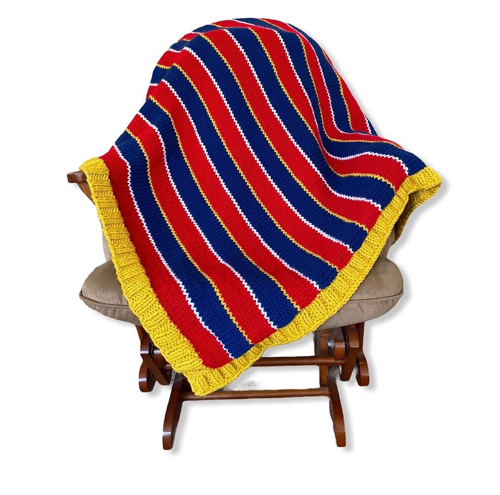 knithacker's tweet image. Knit a Fun Sesame Street-Inspired Blanket, Based On Ernie's Iconic Sweater! 👉 knithacker.com/2021/04/knit-a… #knitting #handmade #SesameStreet