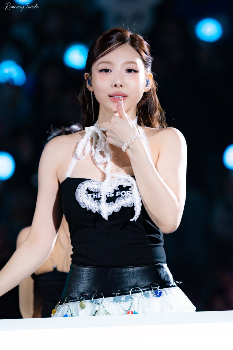 RunningTurtle🐢🩵💫 tweet media