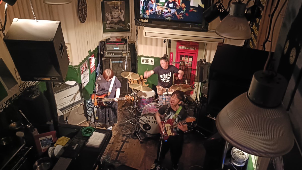 一昨日のキヨステライブありがとうございました。ライブなんて、人に聞いてほしくてやっているのですから当然ですが、大勢の方に来ていただいてやる気が増さないわけがなく。こういう方達のおかげで、吹けば飛ぶようなバンド活動も今日までやれていることへの感謝は死ぬまで忘れません。