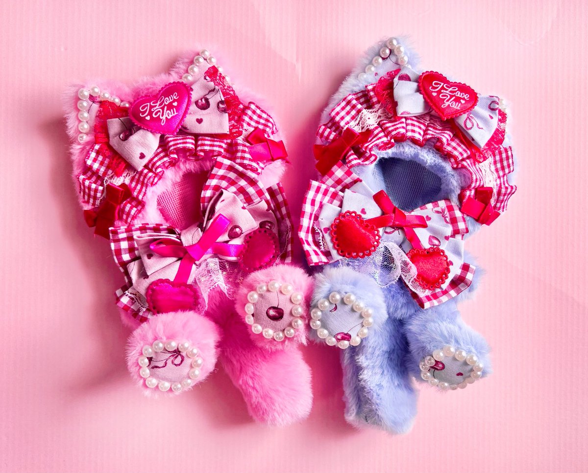 5/5.5/6スパコミの🆕ぬい服 🍒Cherry ribbon catsちゃんおすわり