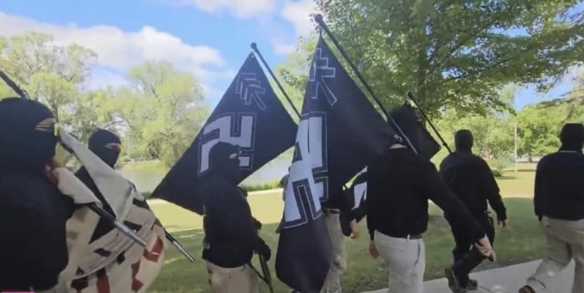 Scarlett Johnson tweet media