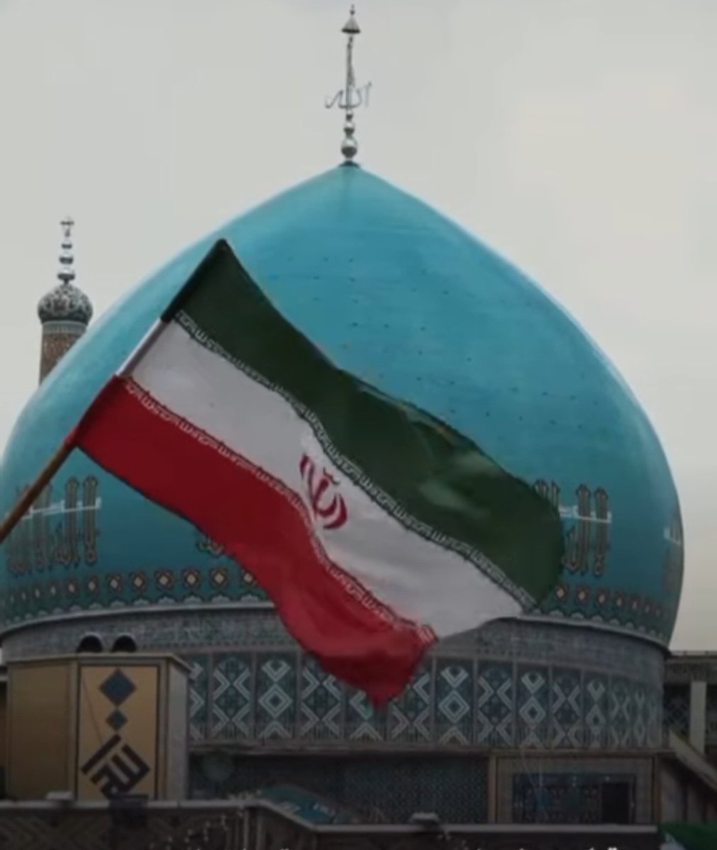 خانم کیوانفر tweet media