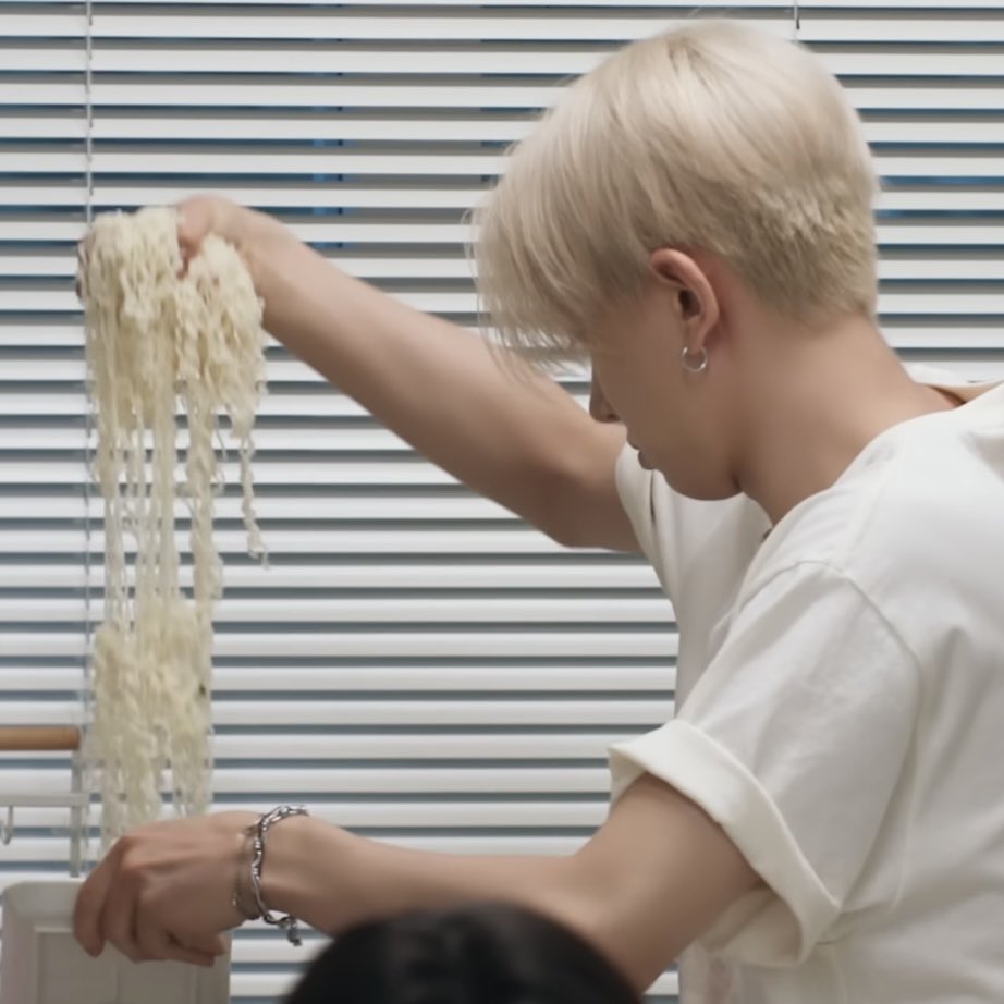 ⊹ 𝒕𝒂𝒕𝒂 ⋆ ˚ ✶ ia tweet media