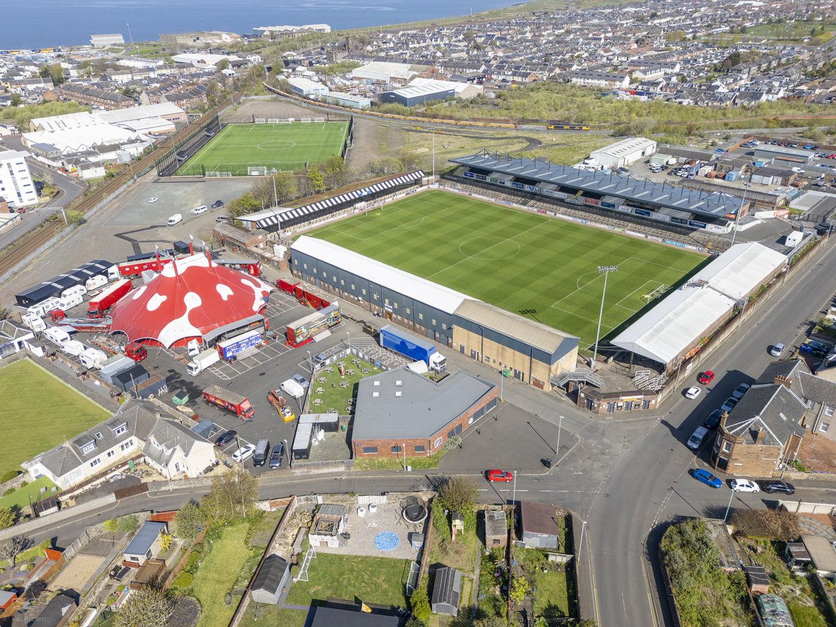 KB_Photos07's tweet photo. Drone images showing BigKidCircus at Ayr United’s Somerset Park this weekend.

#AyrUnited #ayr #somersetpark #scotland #bigkidcircus #circus https://t.co/st7J7d76tA
