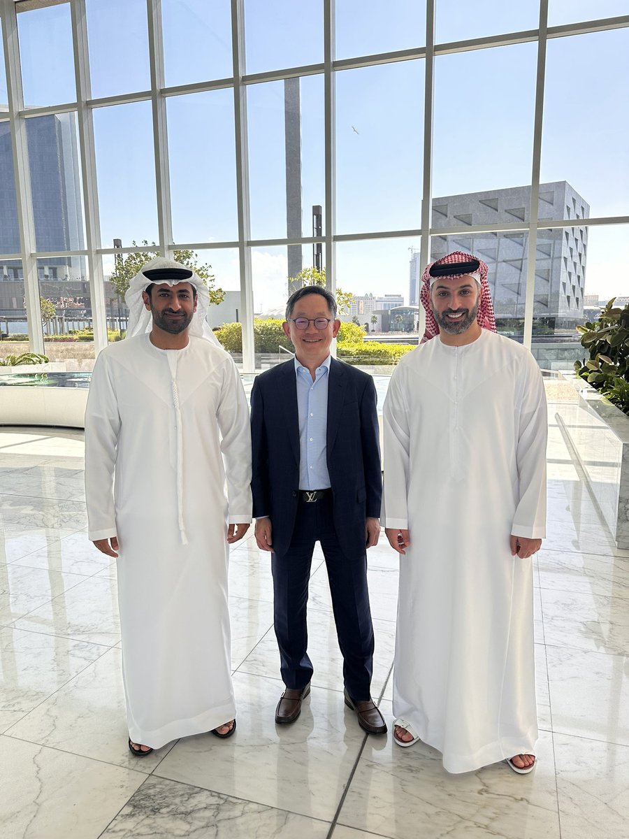 Abio Maxii tweet media