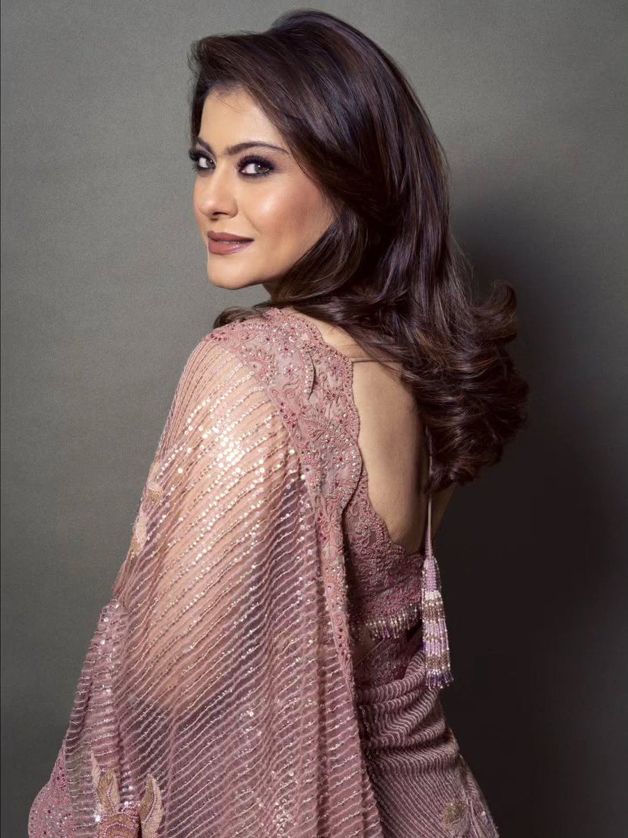 srkajolsg's tweet image. Senorita 😍

#Kajol
