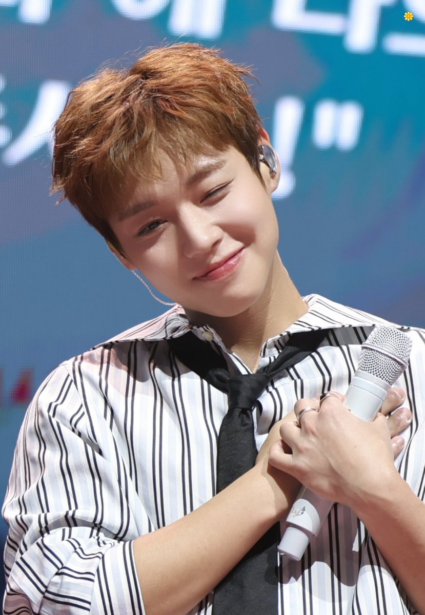 chi♡̷̷̷ tweet media