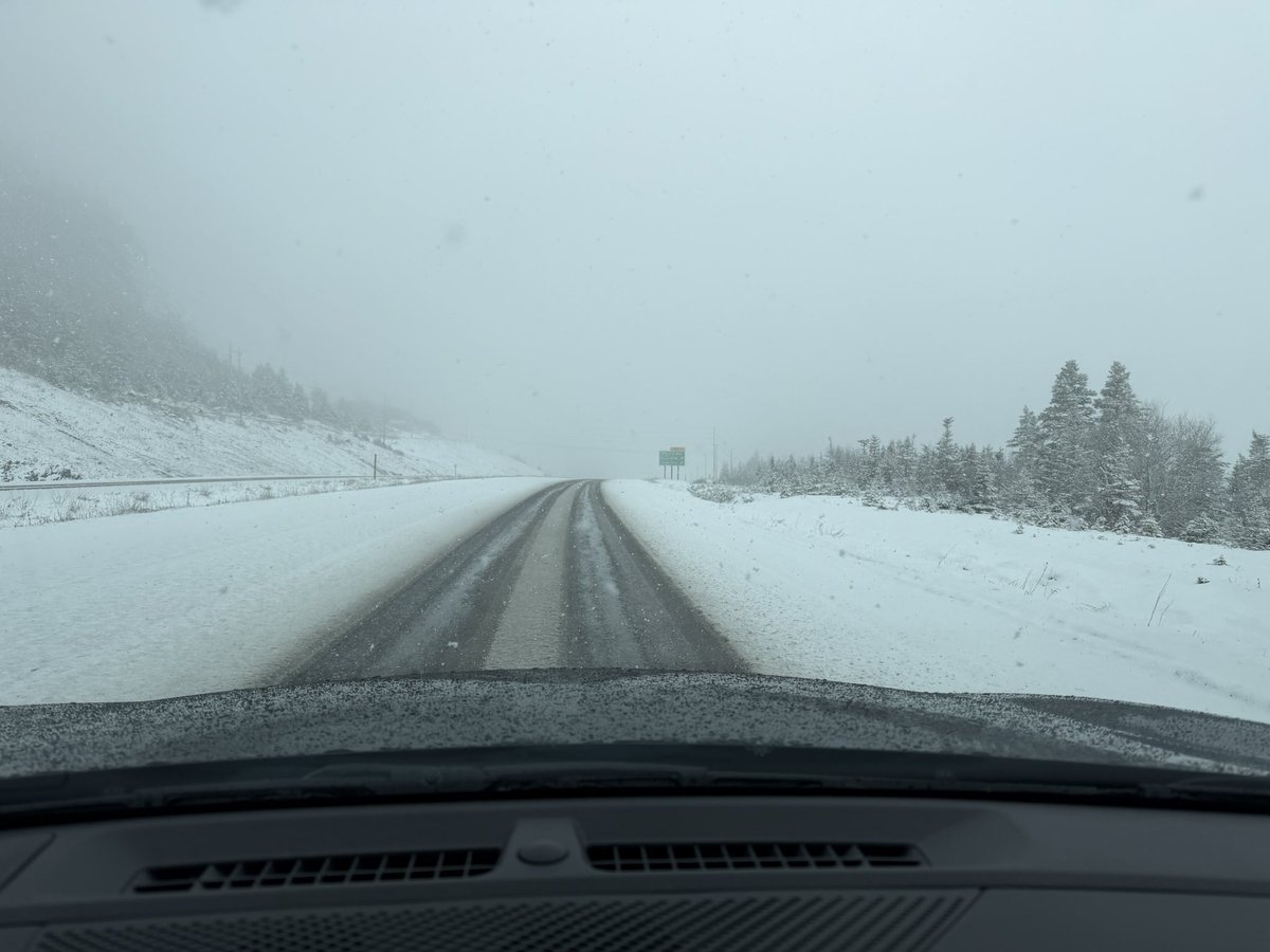 DonnieOK's tweet image. Higher terrain producing some serious buildup of snow right now #cornerbrook caution #nltraffic #nlwx @TI_GovNL @RNC_PoliceNL