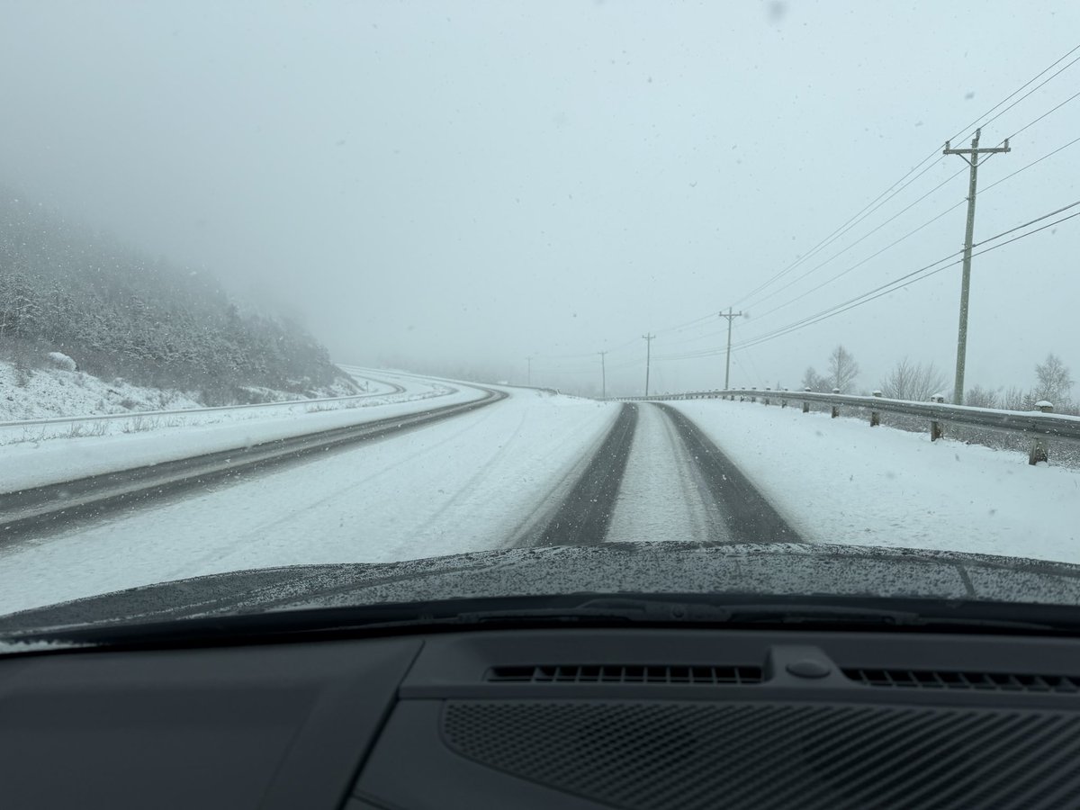 DonnieOK's tweet image. Higher terrain producing some serious buildup of snow right now #cornerbrook caution #nltraffic #nlwx @TI_GovNL @RNC_PoliceNL
