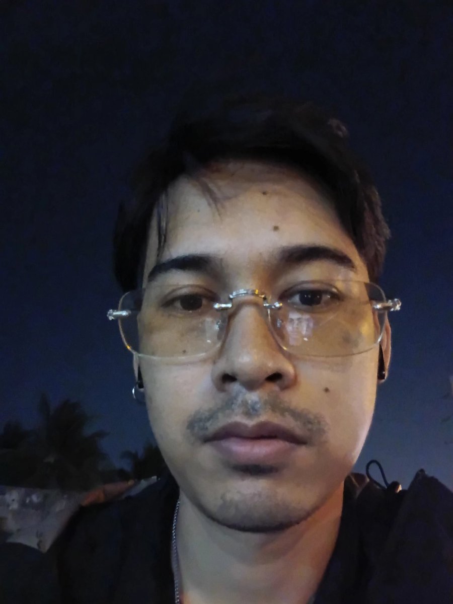 Sd tweet media
