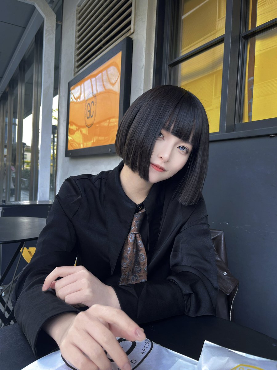 月城こはく tweet media