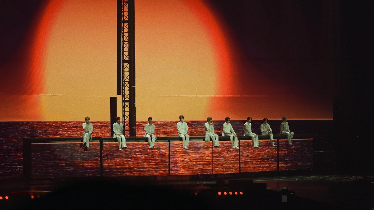 bex 🥚 tweet media