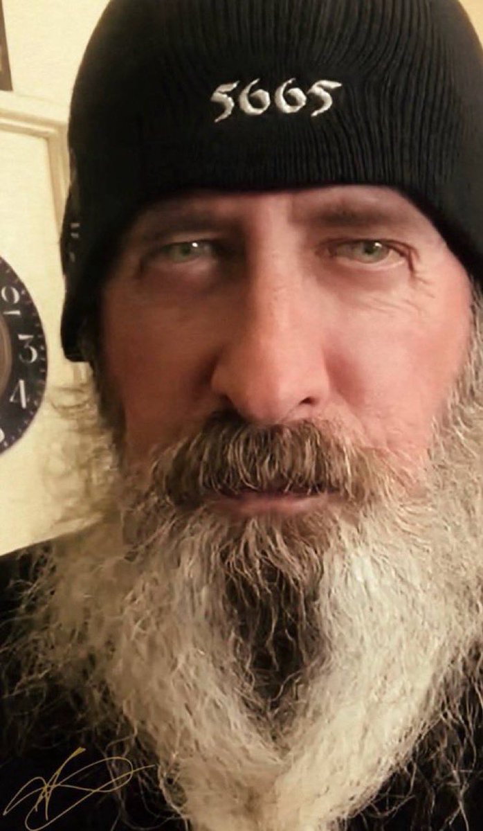 The Real Axel Vasa tweet media