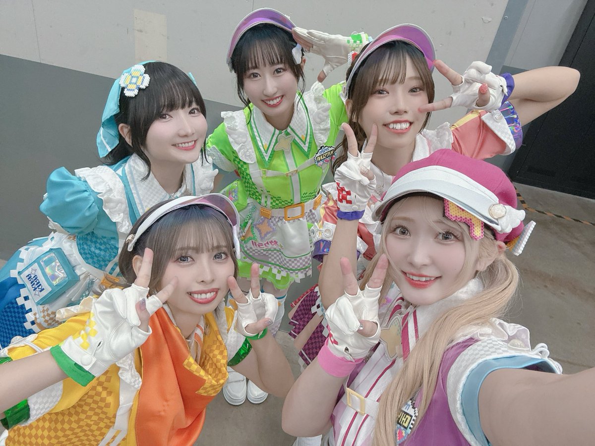 白石晴香 tweet media