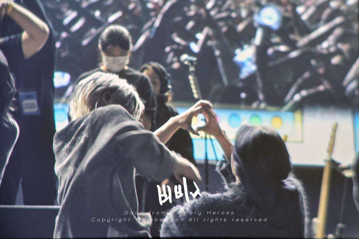 비비가온다 tweet media