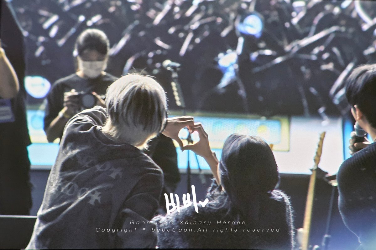 비비가온다 tweet media