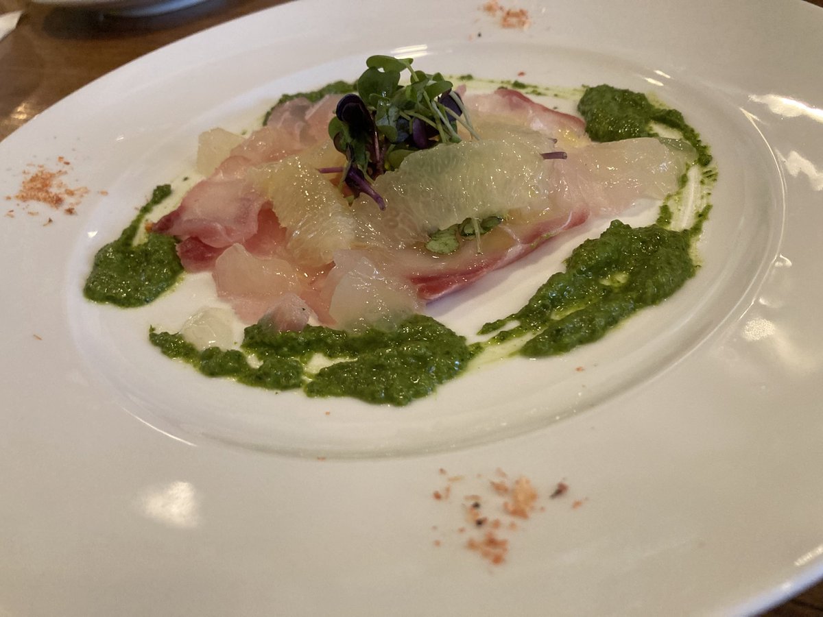 Erika🕊 tweet media