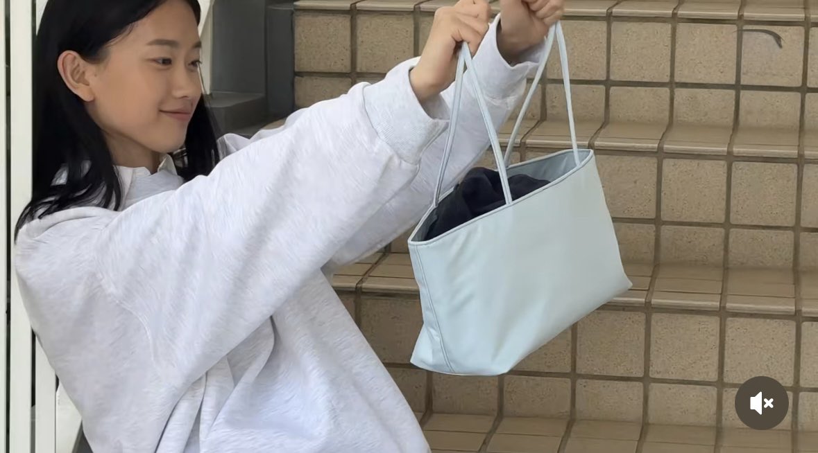 Ri ⋆☽ tweet media