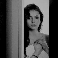 Elena Gilbert tweet media