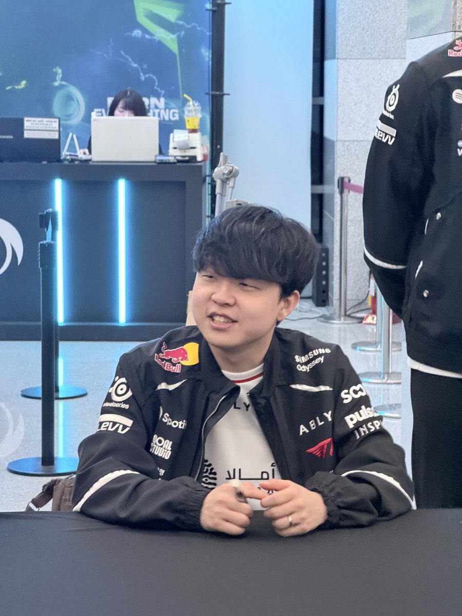 🤩

แก้มข้างละโล55555555555555

#stax