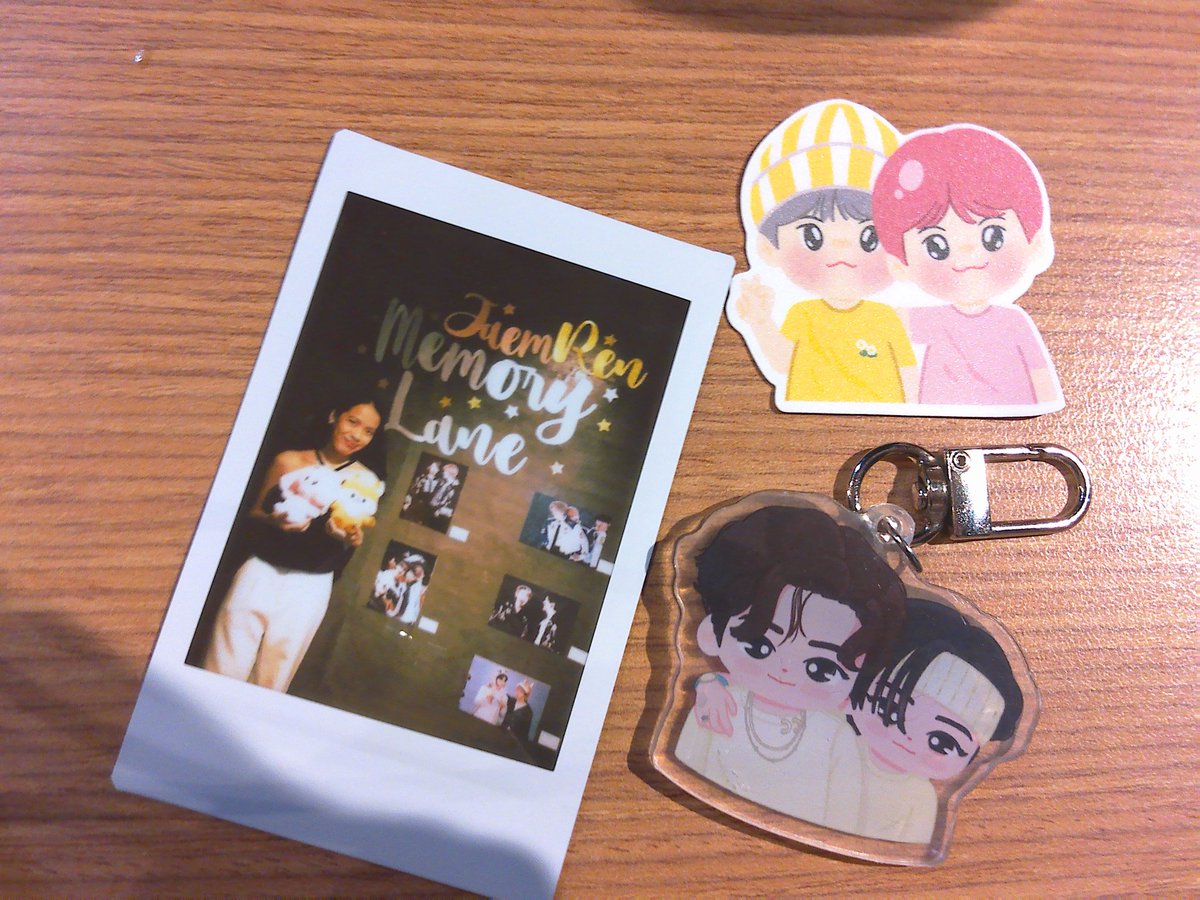 at ang sigaw ay "#13!!!!!"

thank you so much <a href="/slytherenjaem/">ً</a> for organizing this cse!! thank you sa mga renminist na nakipag trade at kulitan todayyyy😁 until next renmin cse 🩷💛

#RENMINiscingMEMORIES