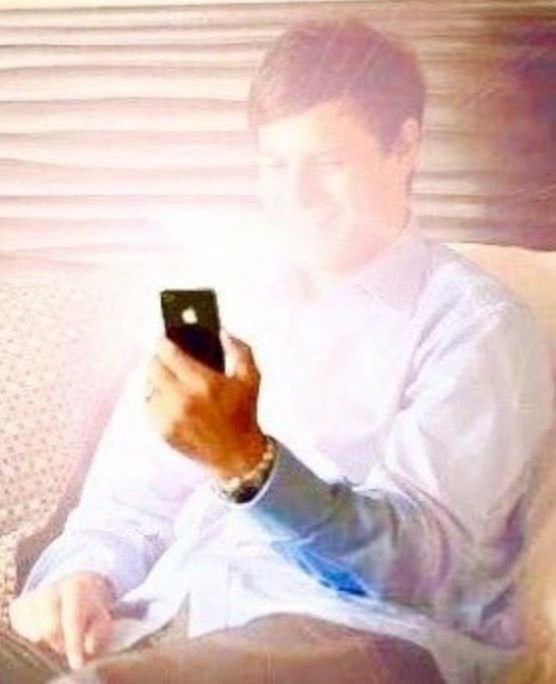 lee merchan tweet media