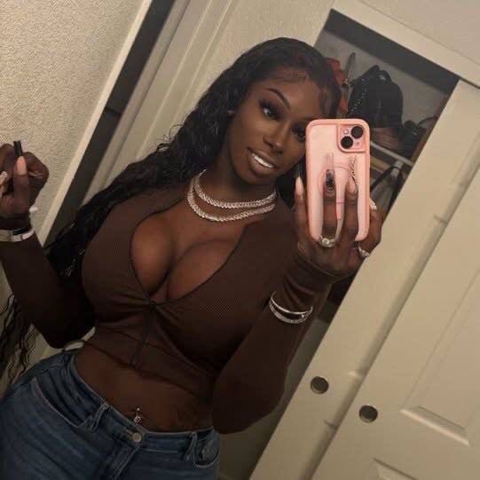 mommy Alexia tweet media