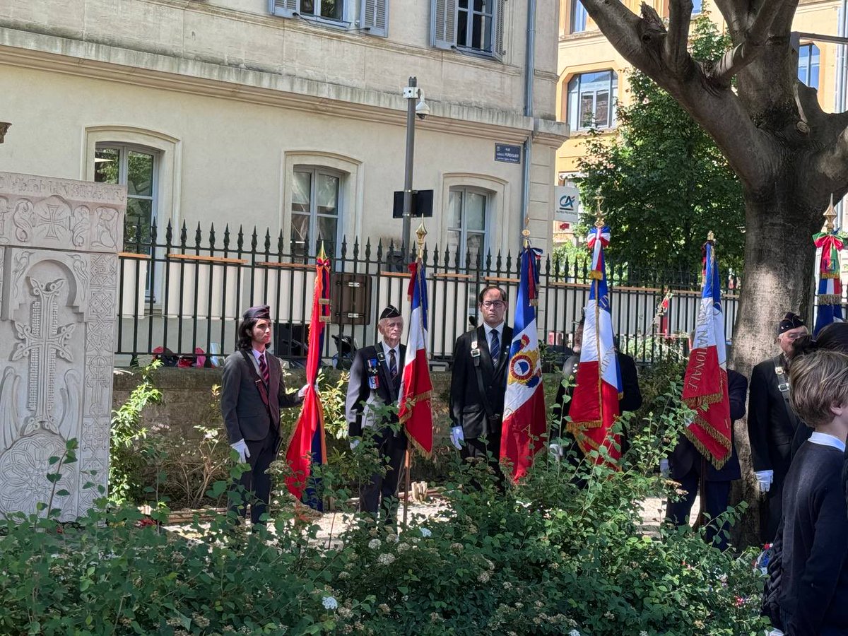 Hervé de Lépinau tweet media